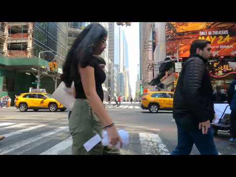 Видео: Езда на велосипеде по Нью-Йорку. Через Манхеттен Тайм-Свер в Бруклин