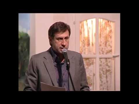 Видео: Александр Вулых - Баллада о человеке и самолете @ клуб "АльмаМатер