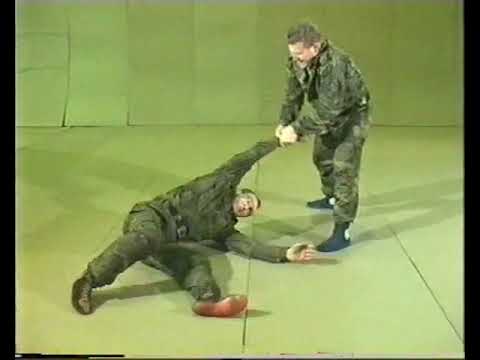 Видео: Энциклопедия боевого самбо 1997. Фильм 2й. Волостных, Жуков, Тихонов. Приемы боевого самбо
