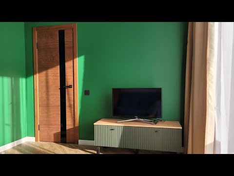 Видео: Обзор дизайнерского ремонта за 2,7 млн ₽ в однушке с мебелью и техникой с маркетплейсов. Было-стало