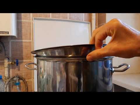 Видео: Как приготовить дистиллированную воду дома. Бюджетный самодельный дистиллятор.