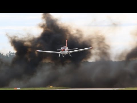 Видео: Сквозь черный дым. Высший пилотаж.