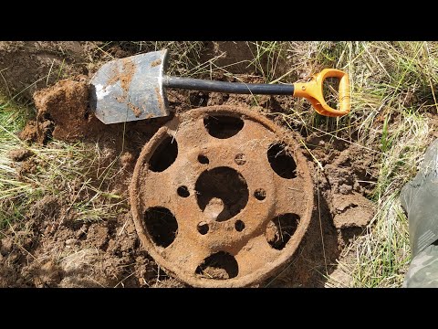 Видео: КОП МЕТАЛЛОЛОМА 2020. ПОИСК ЧЕРМЕТА С МЕТАЛЛОИСКАТЕЛЕМ.