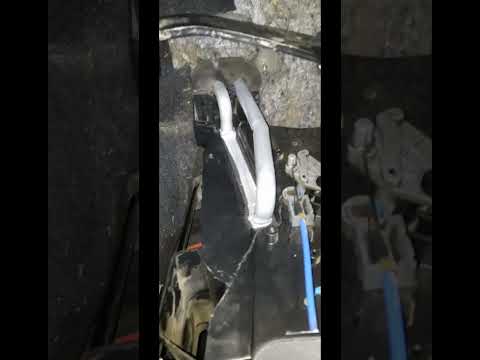 Видео: Замена радиатора печки Лада Гранта 2013г  без отпиливания трубок