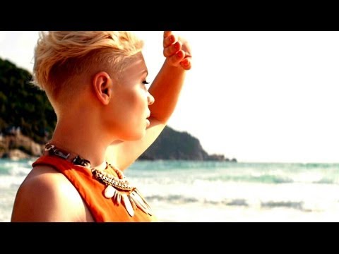 Видео: Тина Кузнецова - Ваня (официальный видеоклип)