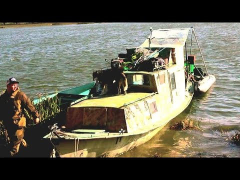 Видео: ЗАГРУЗИЛИСЬ И УШЛИ НА ОСТРОВА: ЖИТЬ И ЛОВИТЬ РЫБУ!/часть 1/ПОХОД НА МЕГА КАТЕРЕ, ЦЕНОЙ С АЙФОН