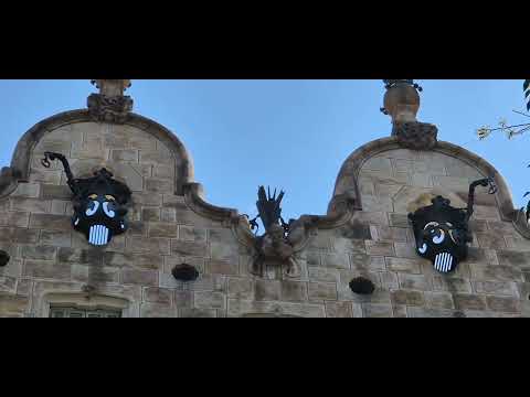 Видео: Барселона, модернизм: Casa Comalat, Casa Calvet Gaudi, Palau Macaya. 12.09.2025. Barcelona.