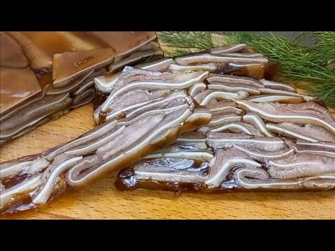 Видео: Хрустящие Свиные Ушки Вкусная сытная бюджетная закуска! Деликатес из свиных ушей