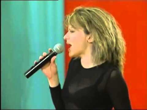 Видео: Роберта   На Време