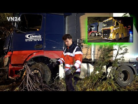 Видео: VN24 — Грузовик пробил забор и едва не угодил в пруд