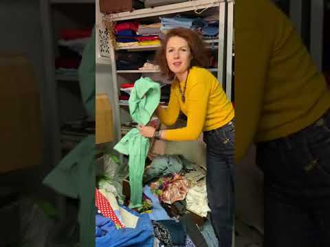 Видео: Разбор старинных платьев и тканей