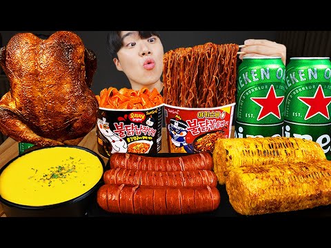 Видео: ASMR MUKBANG & Готовка | ОСТРАЯ ЛАПША & жареная курица & КОЛБАСА | звук еды !!