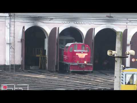 Видео: Локомотивное депо Великие Луки, поворотный круг, ТГМ23 тепловозный движ
