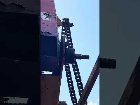 Видео: Ремонт Автовышка (АГП, кобра) ПМС 328 ремонт пальца
