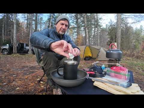 Видео: Ночевка в палатке Хиллеберга в Адирондаке... нашествие мышей