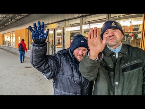 Видео: БРОСИЛ РАБОТУ И СНОВА ЗАПИЛ / БОМЖУРТВ