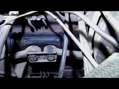 Видео: Замена пыльника рулевой рейки ВАЗ 2108