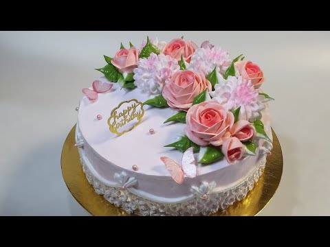 Видео: Нежный тортик для женщины с розами и георгинами!!!