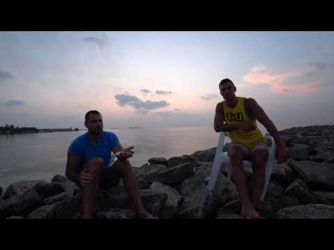 Видео: Где брать деньги для путешествий, как искать жилье за границей, покупка билетов и многое другое!