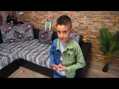 Видео: Свето Кръщение на Дани  Кръстници Наско и Елена