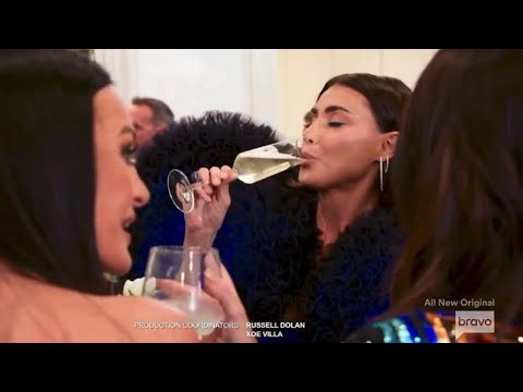 Видео: Это БОЛЬШОЙ БРОНВИН, а не маленький 🤭🥂 #RHOSLC Сезон 6 Эпизод 2