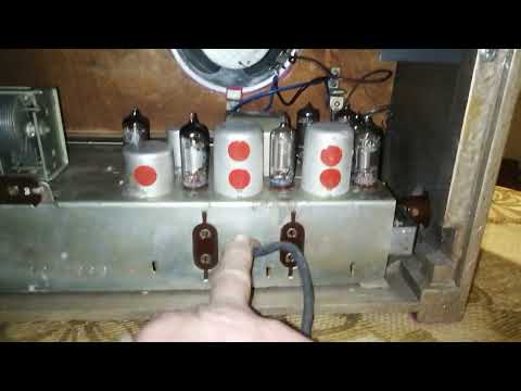 Видео: "Родина 52". батарейный радиоприемник (Как сделать блок питания)