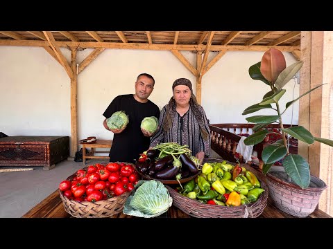 Видео: Мother and son were preparing caviar for the winter from fresh vegetables | YasharBek