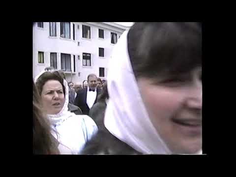 Видео: Крестный ход в день прославления свят. Иоанна, Шанхайского чудотворца в Сан-Франциско 2 июля 1994 г.