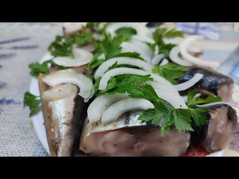 Видео: Скумбрия пряного посола! Очень вкусная и такая аппетитная !