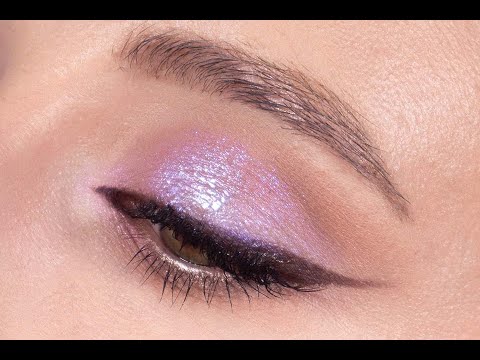 Видео: Стрелка с фиолетовым акцентом! Уроки макияжа | Макияж 13