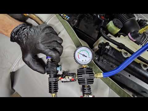 Видео: Lc200 дизель.  Заполнение и прокачка системы охлаждения. Набор для проверки герметичности WDK-214310