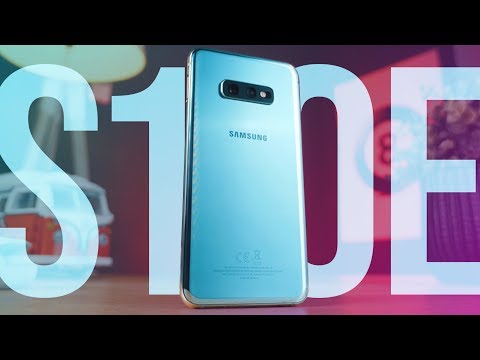 Видео: ИДЕАЛЬНЫЙ КОМПАКТНЫЙ ФЛАГМАН 2019 ГОДА? - Полный обзор #Samsung #S10E