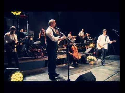 Видео: Николай Парфенюк, Дмитрий Певцов и группа КарТуш "Лунная дорога"