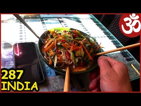 Видео: ИНДИЯ Дхарамсала. Огромный суп в маленьком кафе. Чудесный город в Гималаях