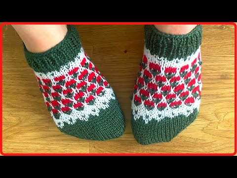 Видео: Жаккард "Цветы" для носков и следков (#knittingtutorialforbeginners #knittingsocks #вязаныеноски)