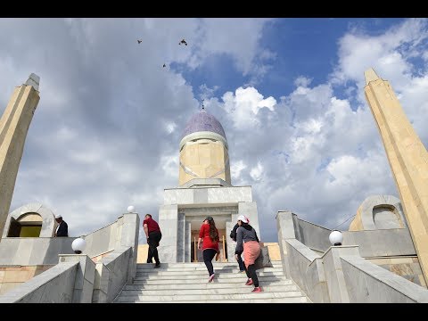 Видео: ОТБАСЫЛЫҚ ҚЫЗЫҚТАР /♥/ Баба түкті шашты Әзизге зиярат