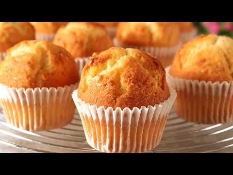 Видео: ВЫСОКИЕ и вкусные МАФФИНЫ! Все смешали и в духовку! Легкий рецепт для ЧАЯ. Выпечка