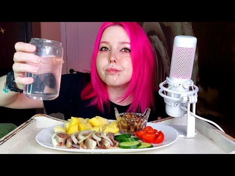 Видео: Селедка с вареной картошкой и грибами мукбанг/они нас нае.../mukbang