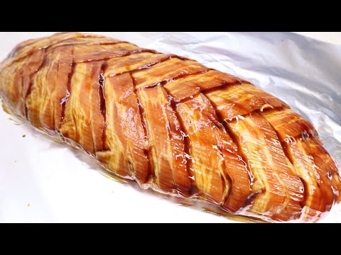 Видео: Вкуснейший мясной рулет из  куриного филе, с грибами и  беконом -  дополнение к праздничному столу