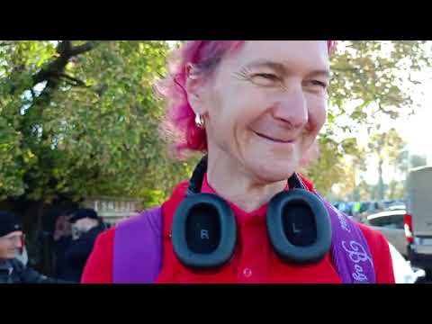Видео: СУПЕР осенний день, на барахолке! Льоха торгует.🍁🍂🌞