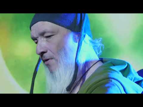 Видео: Оле Лукойе - OLE LUKKOYE на Чердачке