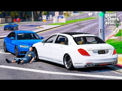 Видео: РЕАЛЬНАЯ ЖИЗНЬ В GTA 5 - САЙМОН ПОПАЛ В СТРАШНОЕ ДТП! ТЯНУ МАЙБАХ НА ЭВАКУАТОРЕ! 🌊ВОТЕР