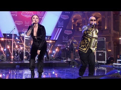 Видео: ARTIK & ASTI - "Зачем я тебе" (Партийная зона 23.09.2018)