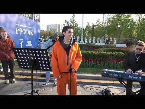 Видео: Amirchik(Уличные концерты в честь Дня Победы на ВДНХ,8.05.2024)