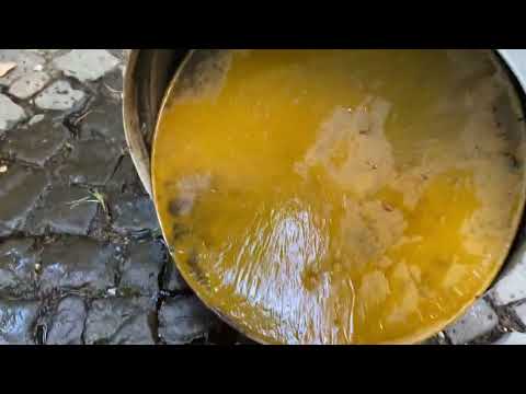 Видео: Перетопка воска. Как перетопить воск легко и просто без воскотопки.