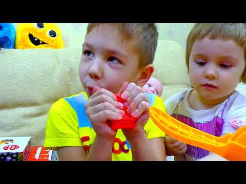 Видео: Няня СНОВА у нас ДОМА или к нам пришел СОСЕД черный НЯНЬ Рома и Хелпик