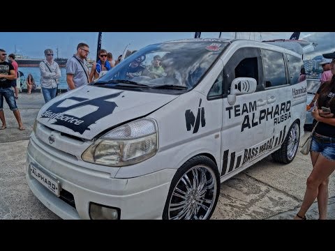 Видео: Team Alphard Russia: Обзор автомобиля Nissan Serena (Bass Magaz)