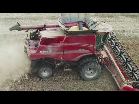 Видео: Отзыв о комбайне Case IH Axial Flow 6150. Раскрываем все плюсы и минусы.