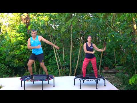 Видео: 10 минут, день 1, январь 2022 г., серия упражнений на отскоки «Быстрый старт», подходит для людей...