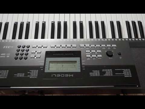 Видео: Самый дешевый синтезатор с чувствительной клавой - MEDELI M311